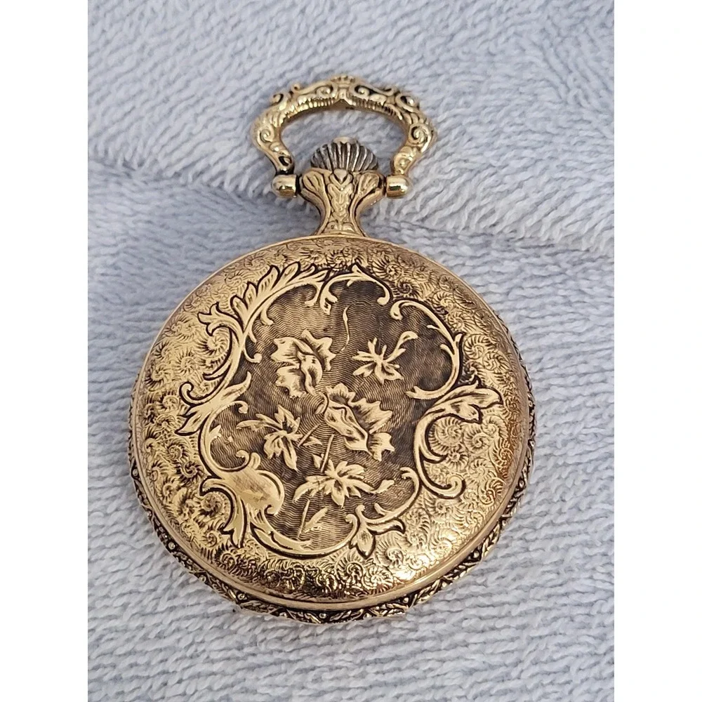 Disney Mickey Mouse 'Gone Fishing' Pocket Watch by Verichron Goldtone Vintage